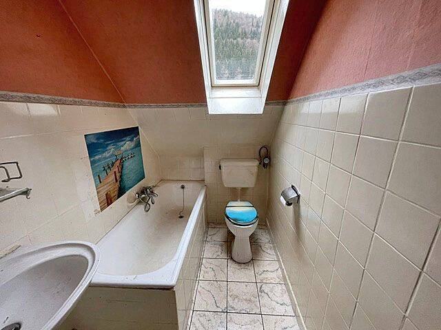 Etagenwohnung Höfen an der Enz - 3 Zimmer, 80 m&sup2;, 79.000&euro; | Angebot:26273998