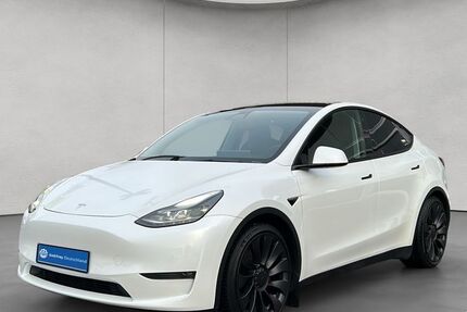 Tesla Model Y 67.566 km 35.480 &euro; Esslingen 73730