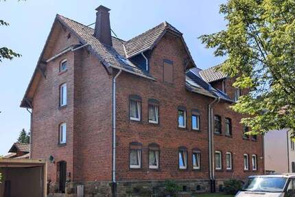 3-Familienhaus mit großem Garten zentral in Vellmar 9 zimmer