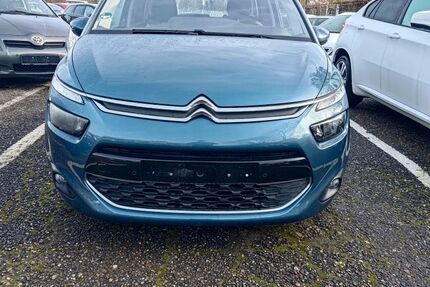 Citroen C4 Picasso 109.302 km 5.700 &euro; Karlsruhe 76137