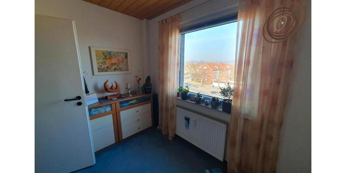 Dachgeschoßwohnung Salzgitter Ortschaft Südost - 3 Zimmer, 72 m&sup2;, 105.000&euro; | Angebot:19720758