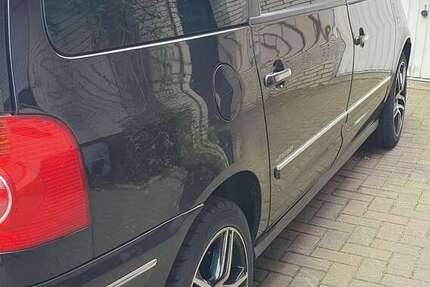 VW Sharan 279.000 km 2.500 &euro; Rahrdum (Jever) 26441