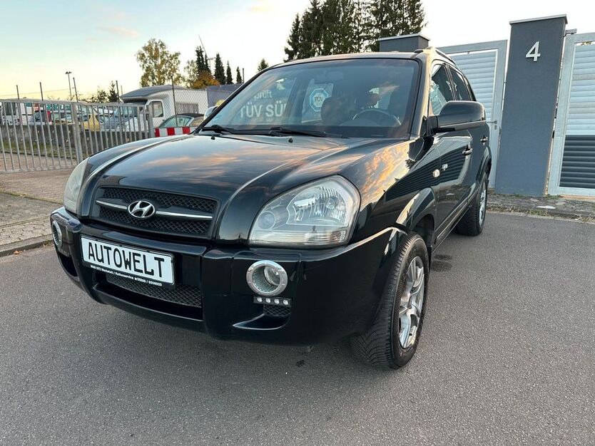 Hyundai TUCSON 258.000 km 3.480 € saarbrücken 66127