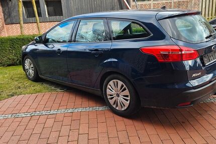 Ford Focus 196.000 km 5.800 &euro; Fresenburg 49762