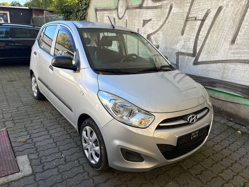 Hyundai i10 82.000 km 3.999 € BERLIN 13409