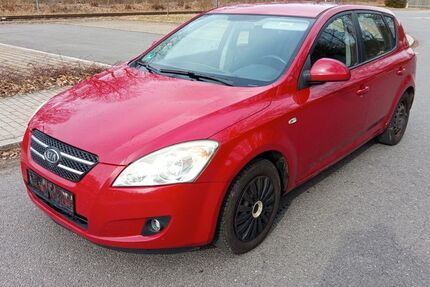 Kia ceed / Ceed 165.000 km 1.700 &euro; Chemnitz 09123