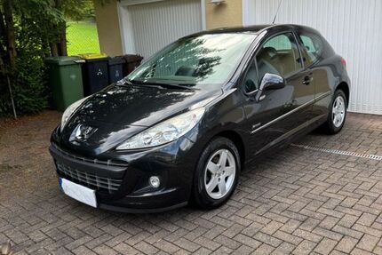 Peugeot 207 99.000 km 3.999 &euro; Hennef 53773