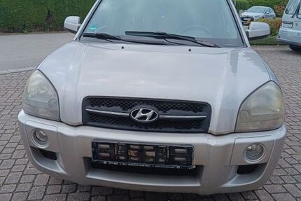 Hyundai TUCSON 216.849 km 1.900 € Rosenheim 83026