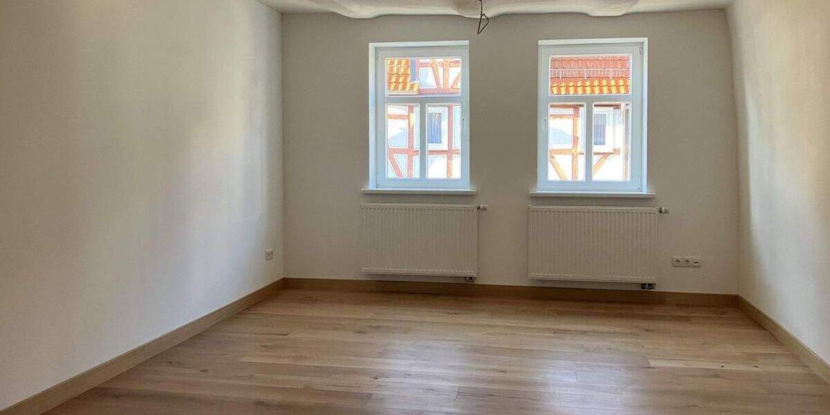 Mehrfamilienhaus, Wohnhaus Helsa - 1 Zimmer, 224 m&sup2;, 2.050&euro; | Angebot:25337459