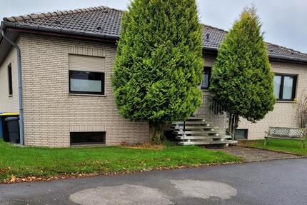 Haus Duderstadt - 8 Zimmer, 120 m&sup2;, 1.300&euro; | Angebot:25334342