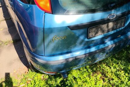 Ford Focus 163.000 km 590 &euro; Friedland 17098