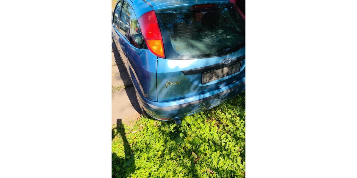 Ford Focus 163.000 km 590 &euro; Friedland 17098
