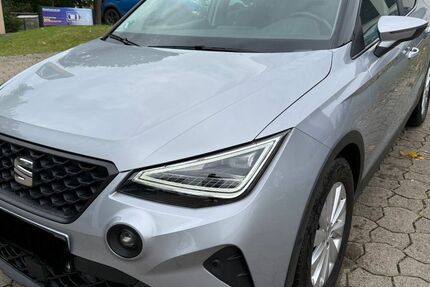 Seat Arona 37.150 km 15.490 € Trappenkamp 24610