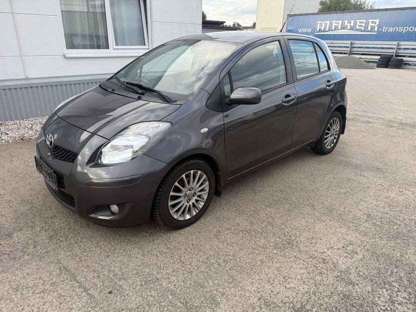 Yaris