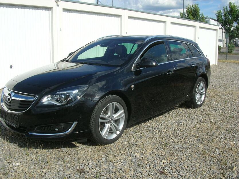 Opel Insignia 189.000 km 8.999 € Vöhringen 72189