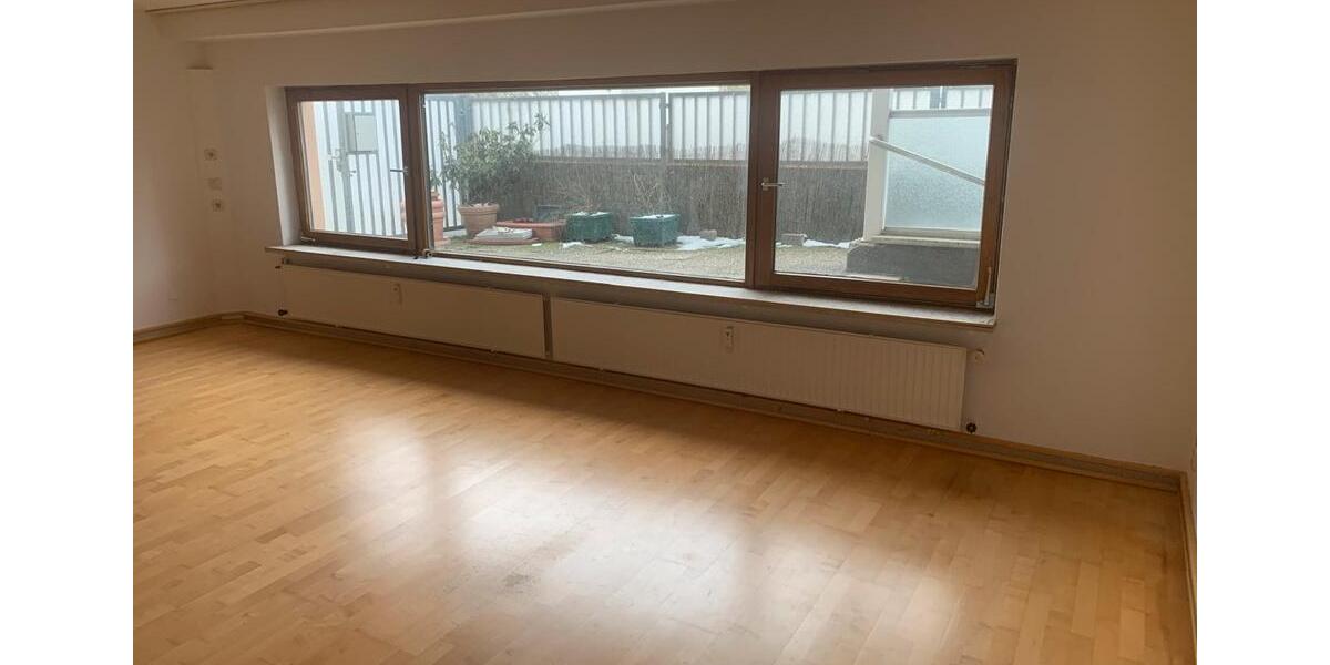 Etagenwohnung Kronberg im Taunus - 2 Zimmer, 79 m&sup2;, 795&euro; | Angebot:24964620