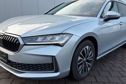 Skoda Superb 8.400 km 30.690 &euro; Trier 54296