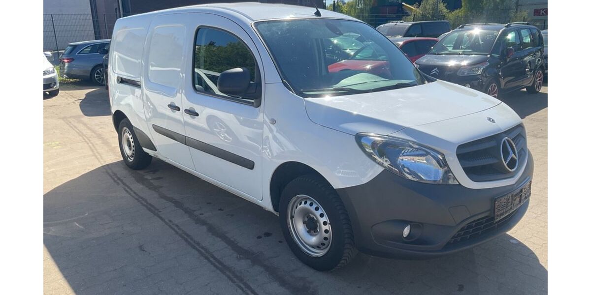 Mercedes-Benz Citan 150.900 km 8.990 &euro; Hamburg 21107