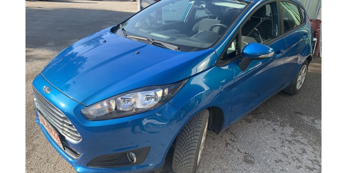 Ford Fiesta 96.000 km 4.990 &euro; Lenggries,Fleck 83661