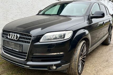 Audi Q7 321.066 km 5.000 &euro; Regensburg 93055