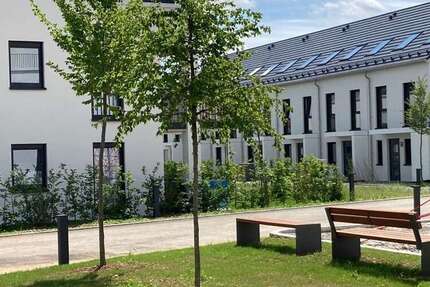 Haus zum Mieten in Vaterstetten 2.545 € 125.4 m²