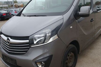 Opel Vivaro 160.585 km 11.950 &euro; Neufahrn 84088