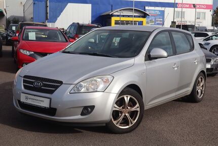 Kia ceed / Ceed 249.000 km 999 &euro; Lebach 66822