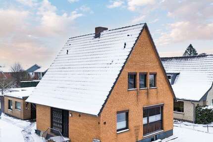 Haus zum Kaufen in Neumünster 239.000 € 121 m² 3 zimmer