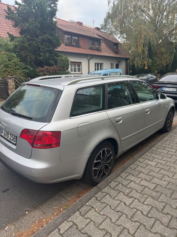 Audi A4 275.491 km 2.750 € Dietzenbach 63128