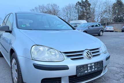 VW Golf 210.915 km 4.880 &euro; Rendsburg ja 24768