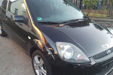 Ford Fiesta 149.000 km 2.600 &euro; Heilbronn 74172