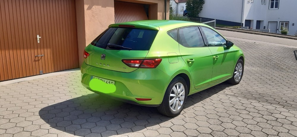 Seat Leon 5F1 52.368 km 7.500 € Burgau 89331