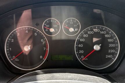 Ford Focus 159.458 km 2.000 &euro; Grosselfingen 72415