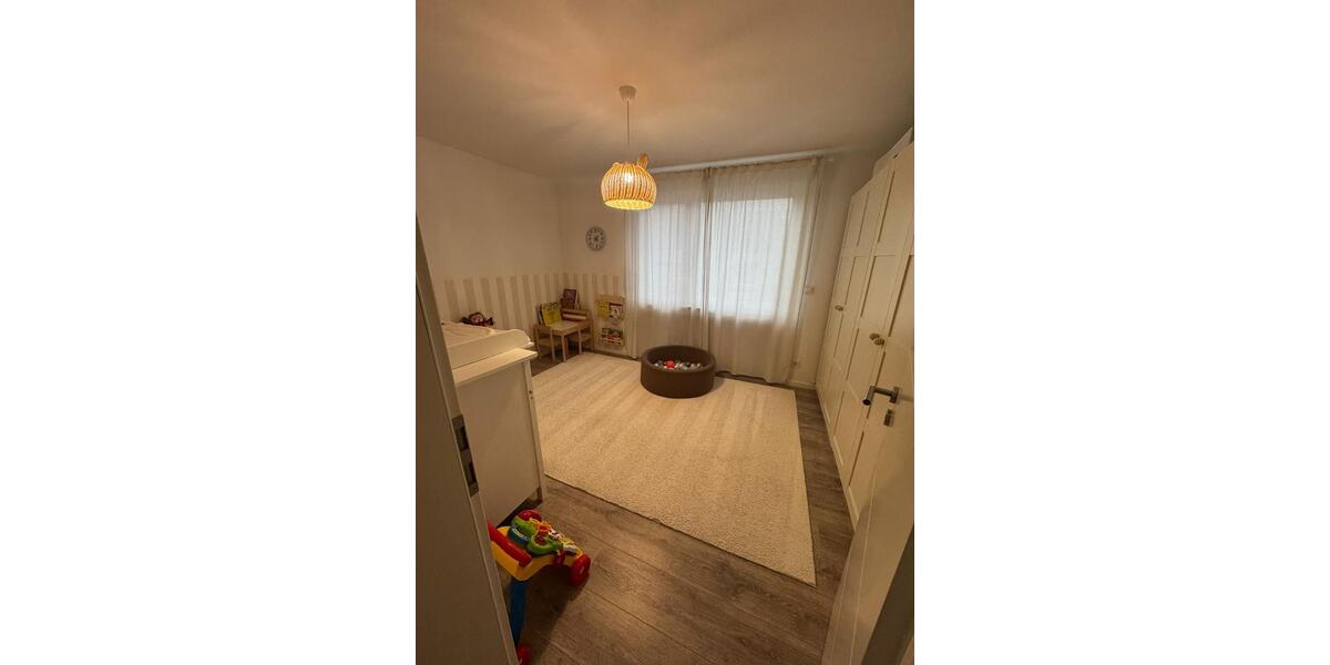 Erdgeschoßwohnung Hanau Kesselstadt - 4 Zimmer, 97 m&sup2;, 349.000&euro; | Angebot:24637073