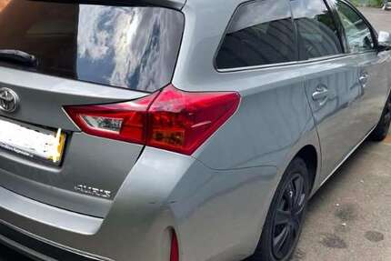 Toyota Auris 155.000 km 6.300 &euro; Siegen 57072
