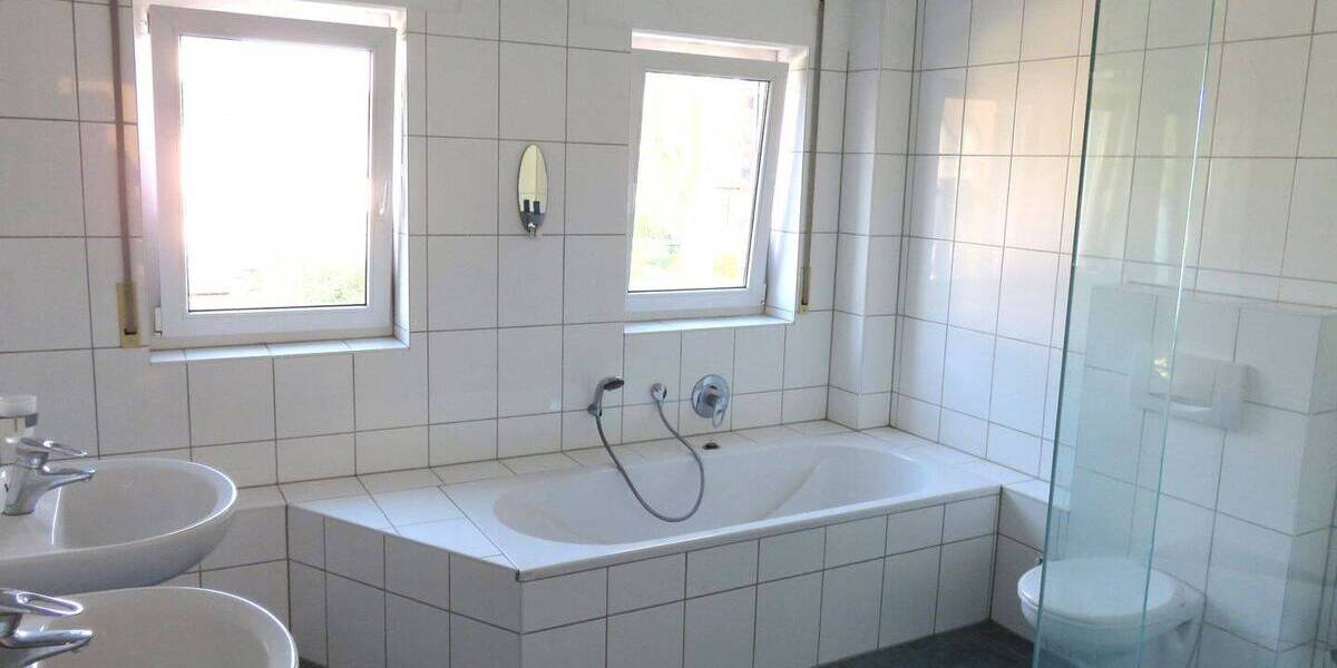 Doppelhaushälfte Tönisvorst St. Tönis - 5 Zimmer, 153 m&sup2;, 560.000&euro; | Angebot:26189078