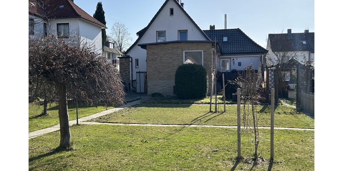 EFH mit viel Platz und Potenzial - Einfamilienhaus Alfeld | Angebot:26177068