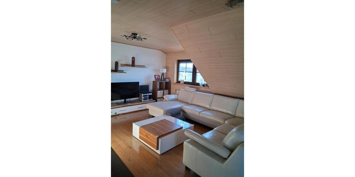 Dachgeschosswohnung zimmer