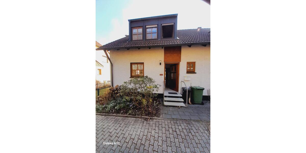 Reihenhaus Roth - 5 Zimmer, 114 m&sup2;, 469.000&euro; | Angebot:24829474