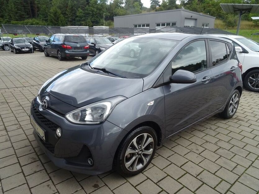 i10