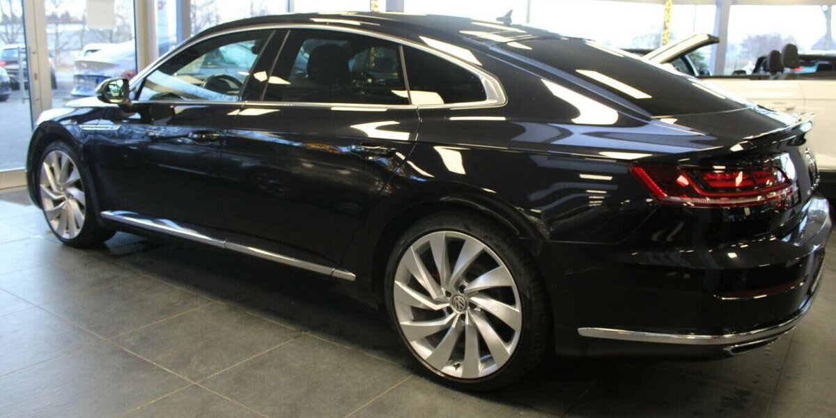VW Arteon 2.0 TSI 4-Motion DSG R-Line 105.307 km 25.980 &euro; Euskirchen 53881