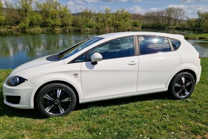 Seat Leon 133.000 km 5.900 &euro; Eltmann 97483