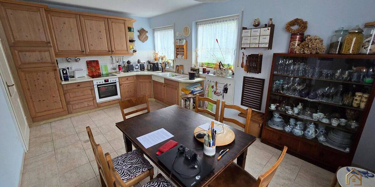 Doppelhaushälfte Dresden Schönfeld - 7 Zimmer, 130 m&sup2;, 450.000&euro; | Angebot:26043436