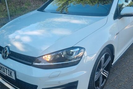 VW Golf 147.000 km 15.990 &euro; Hattersheim 65795