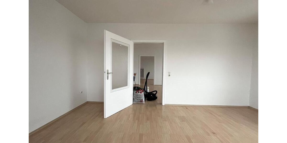 Etagenwohnung Schieder-Schwalenberg Schwalenberg - 4 Zimmer, 83 m&sup2;, 350&euro; | Angebot:26399864