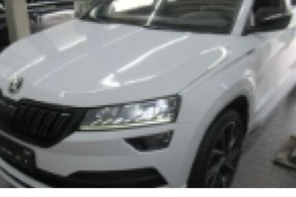 Skoda Karoq 43.653 km 30.850 € Frankfurt 60326
