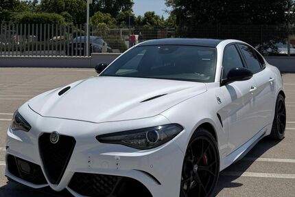 Alfa Romeo Giulia 75.000 km 69.900 &euro; Geislingen 73312