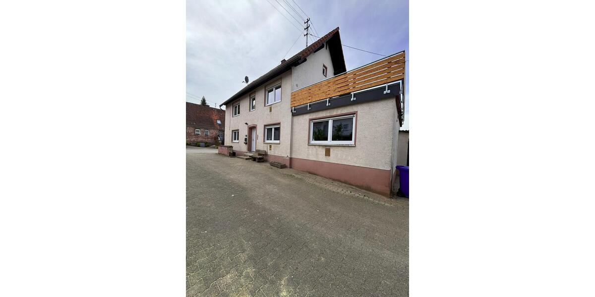 Einfamilienhaus Mehlingen - 8 Zimmer, 135 m&sup2;, 1.650&euro; | Angebot:26566911