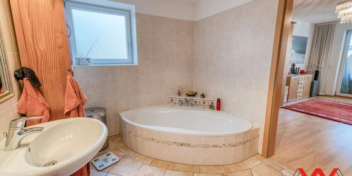 Einfamilienhaus Grafing bei München Grafing - 6 Zimmer, 240 m&sup2;, 1.388.000&euro; | Angebot:25662844