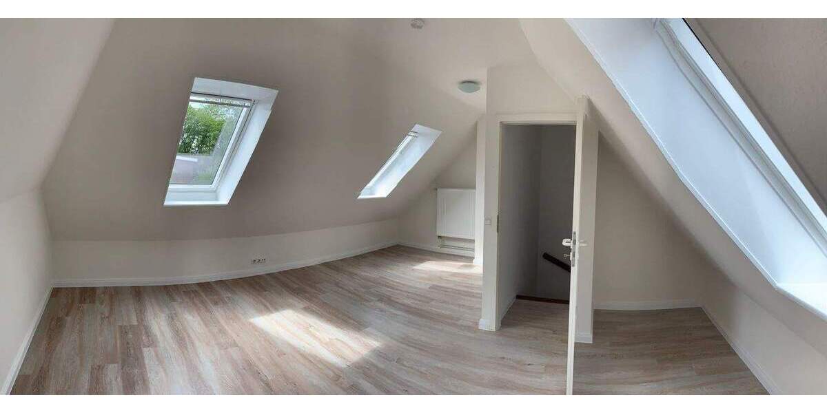 Mehrfamilienhaus, Wohnhaus Pinneberg Quellental - 4 Zimmer, 110 m&sup2;, 1.600&euro; | Angebot:26449977